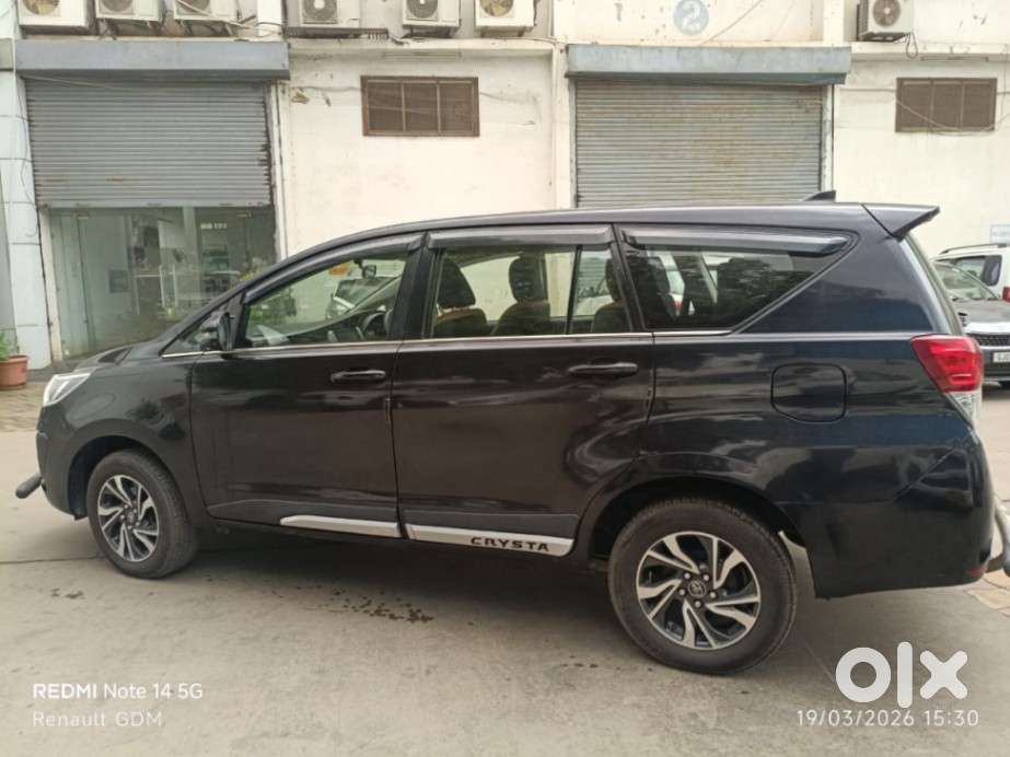 Toyota Innova Crysta 2.4 G Mt, 2021, Diesel