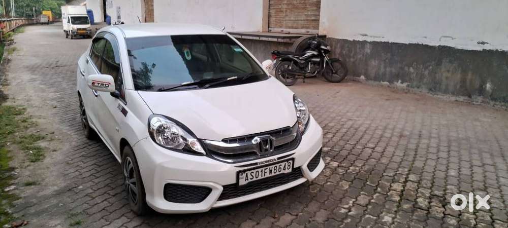 Honda Amaze 2nd Gen 2017 Diesel Well Maintained