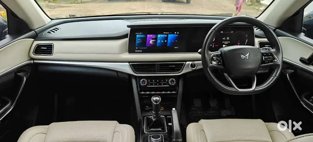 Mahindra Xuv700 2025 Diesel 34000 Km Driven