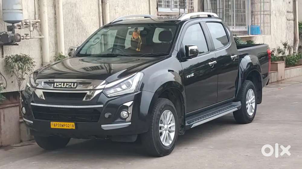 Isuzu D-max V-cross 2016