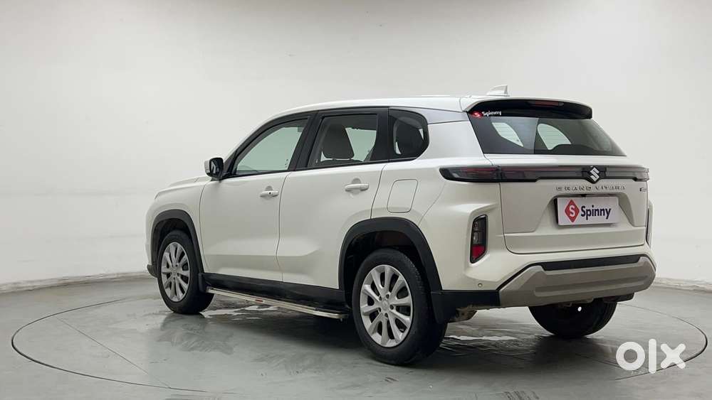 Maruti Suzuki Grand Vitara 1.5 Delta Smart Hybrid At, 2023, Petrol