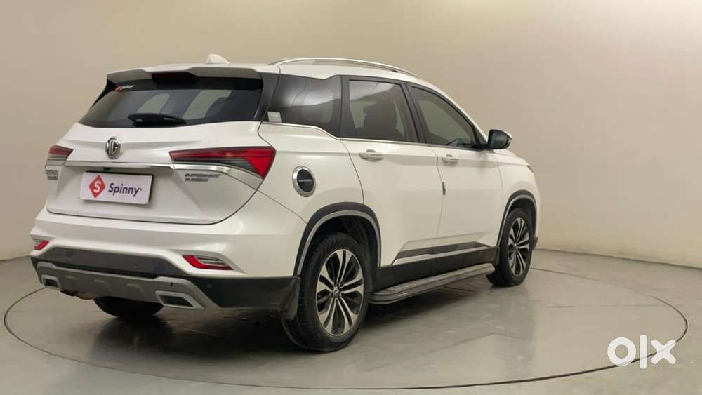 Mg Hector Plus 1.5 Sharp Turbo Cvt 6 Str, 2022, Petrol
