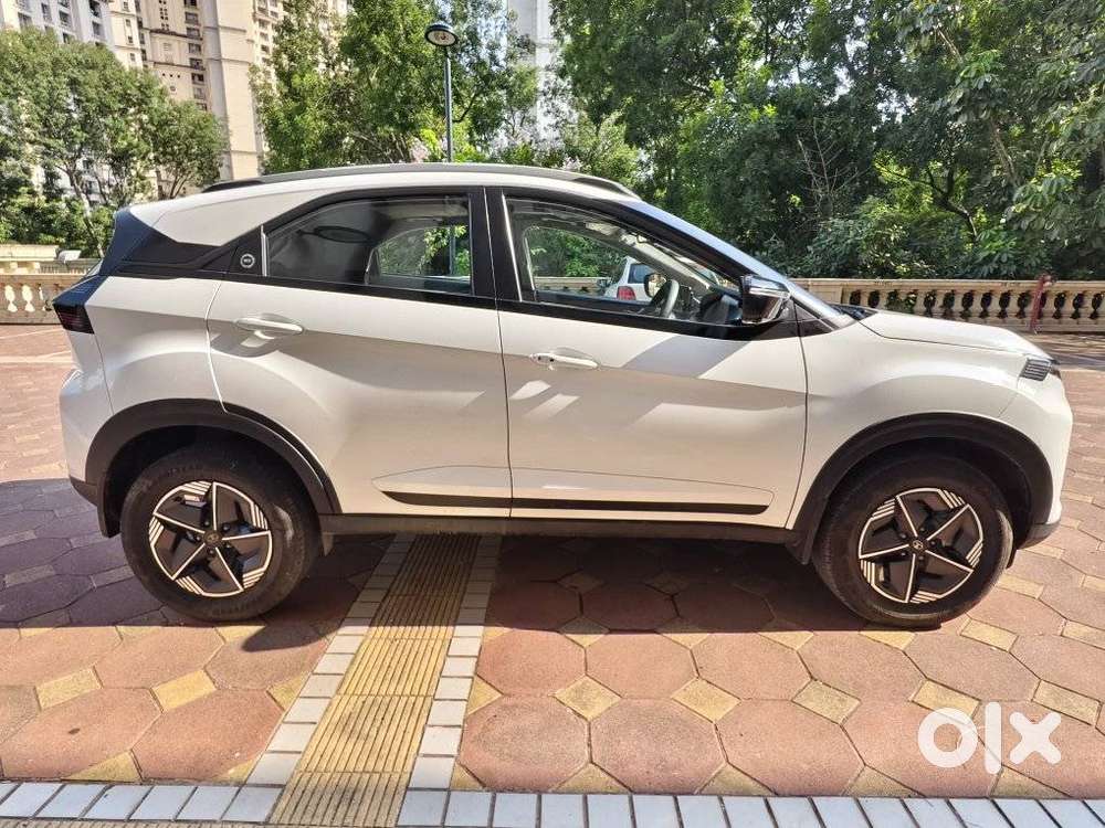 Tata Nexon Creative Plus S 1.2 Revotron Petrol 6 Amt Dt, 2024, Petro..