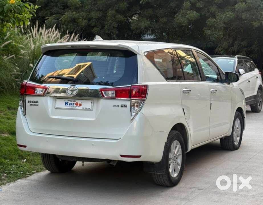 Toyota Innova Crysta 2.8z Automatic, 2017, Diesel
