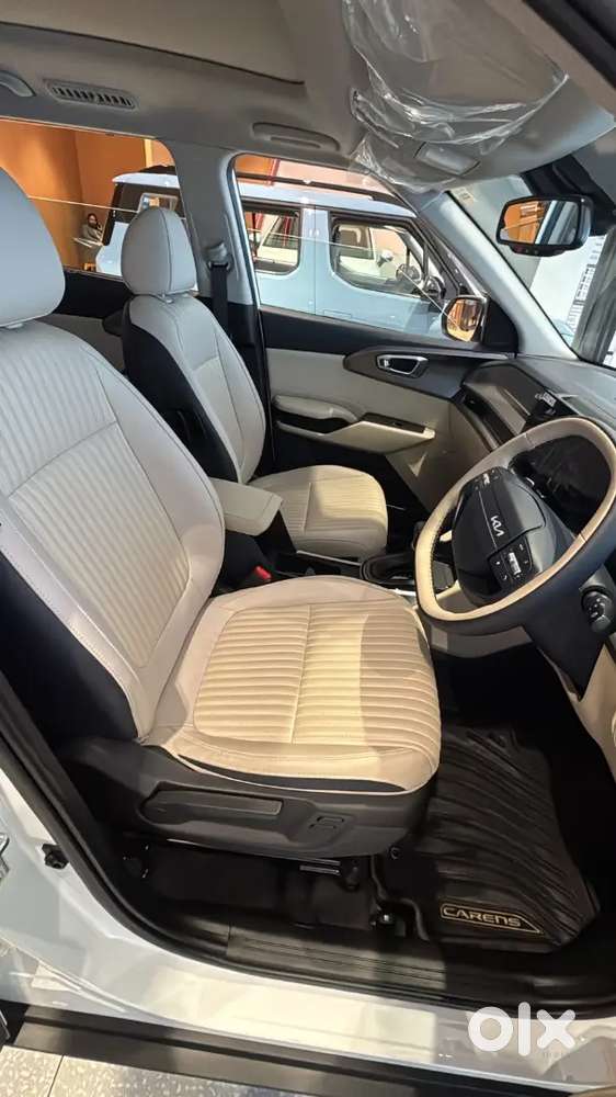 Kia Carens Clavis 2025 Petrol 35 Km Driven