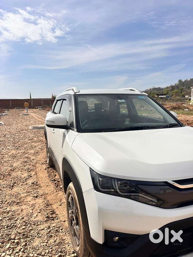 Maruti Suzuki Brezza 2025 Cng & Hybrids 18620 Km Driven