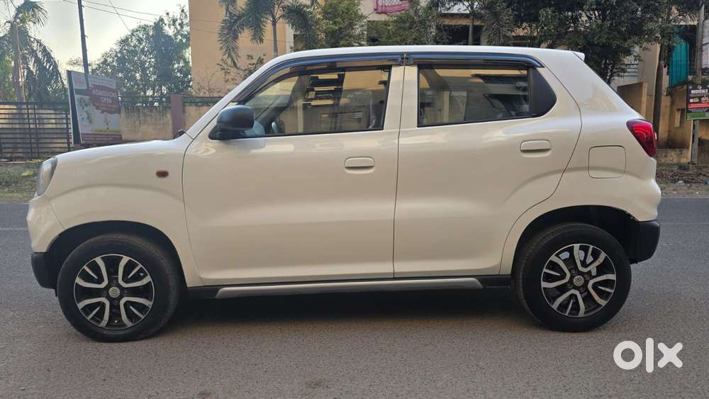 Maruti Suzuki S-presso Vxi Plus Amt, 2021, Petrol