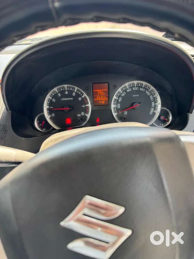 Maruti Suzuki Swift 2017 Petrol 50000 Km Driven