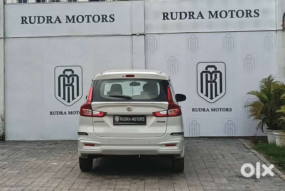 Maruti Suzuki Ertiga Zxi At, 2023, Petrol