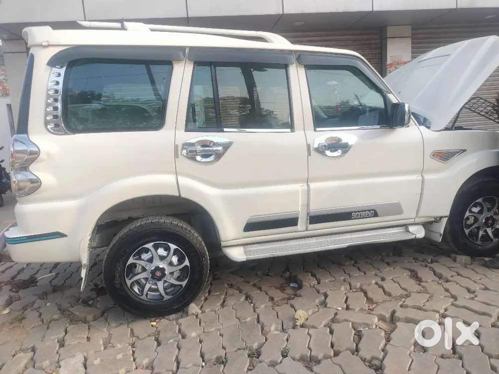 Mahindra Scorpio 2017 Diesel 95000 Km Driven
