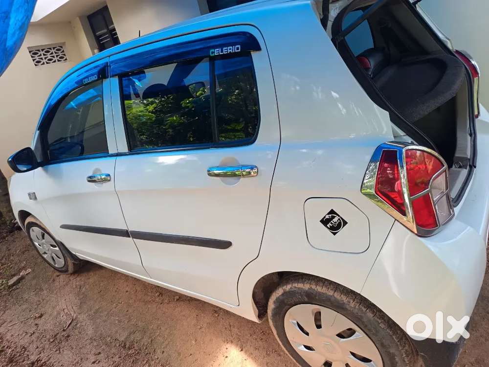 Car In Excellent Condition With Ac & Stereo New Btry , Tyr, Inshrnce