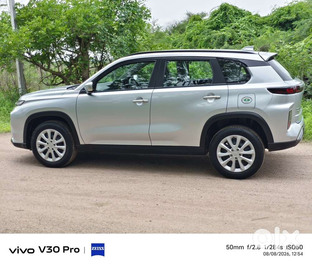 Toyota Urban Cruiser Hyryder 2025 Cng & Hybrids 3272 Km Driven