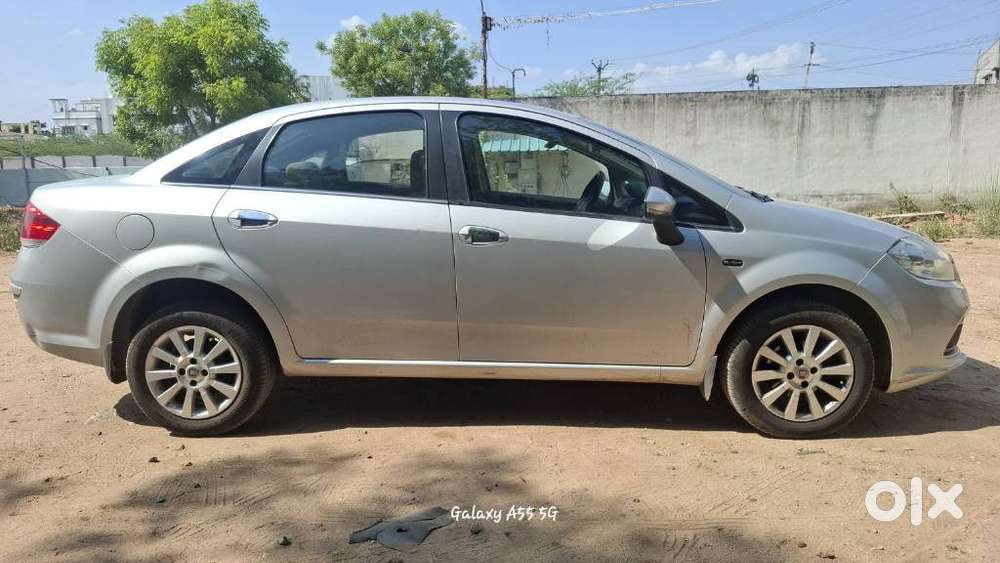 Fiat Linea Active 1.3 L Advanced Multijet Diesel, 2015, Diesel