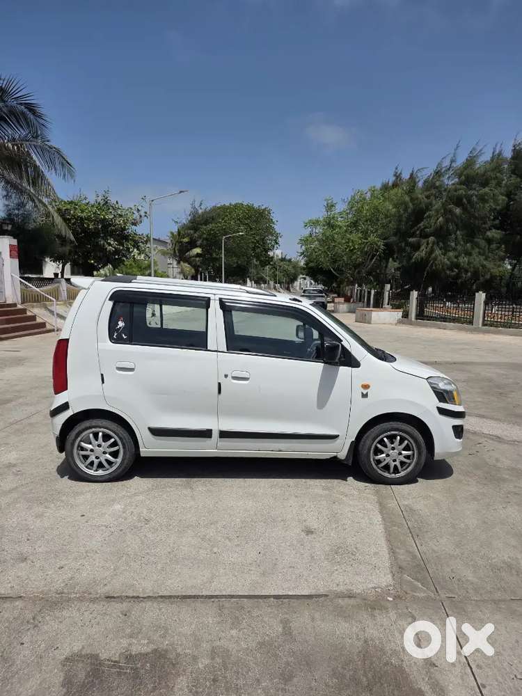 Maruti Suzuki Wagon R 2015 Cng & Hybrids 97000 Km Driven