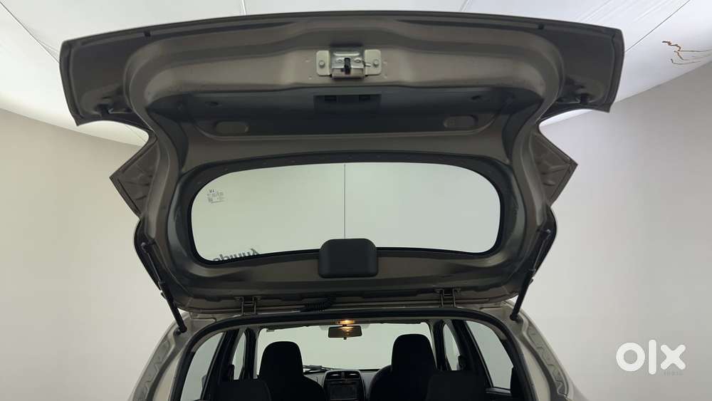 Renault Kwid 2019-ongoing 1.0 Rxt Amt (o), 2017, Petrol