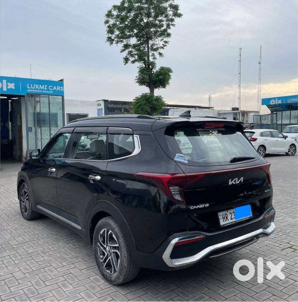 Kia Carens Luxury (o)1.5 Diesel At 7 Str, 2023, Diesel