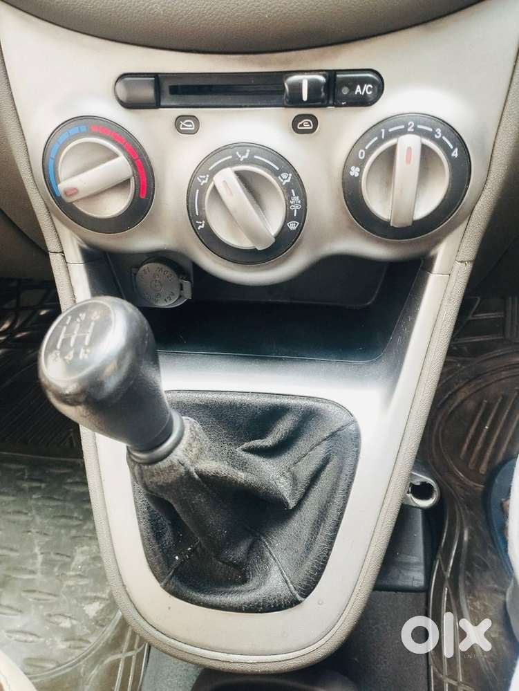 Hyundai I10 2015 Km Driven