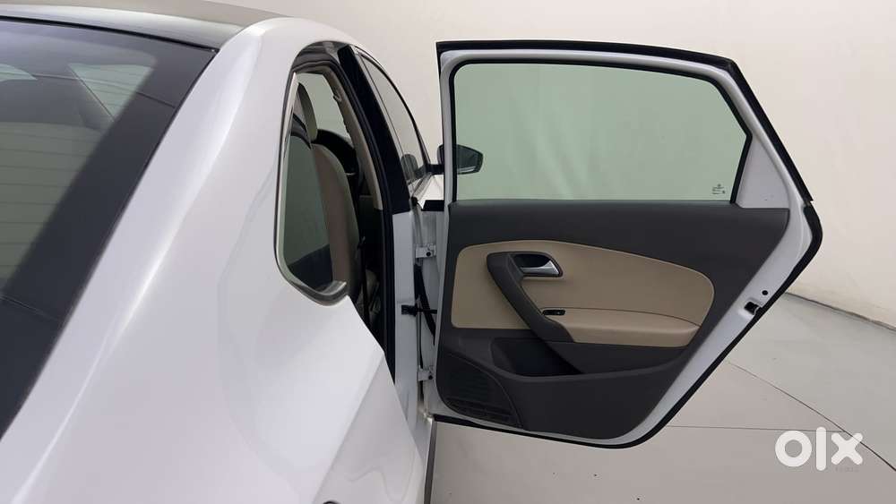 Volkswagen Vento 2010-2013 Petrol Highline At, 2022, Petrol