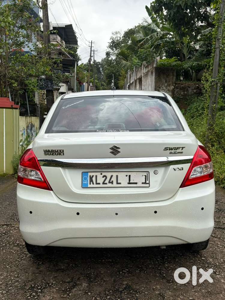 Maruti Suzuki Swift Dzire 1.2 Vxi Bsiv, 2016, Petrol