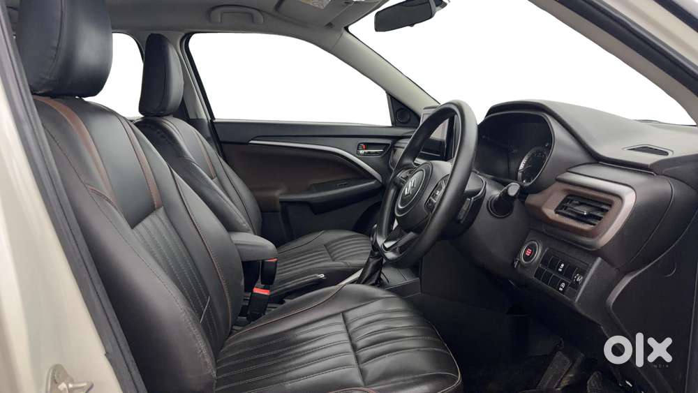 Maruti Suzuki Brezza 1.5 Zxi At Smart Hybrid, 2022, Petrol