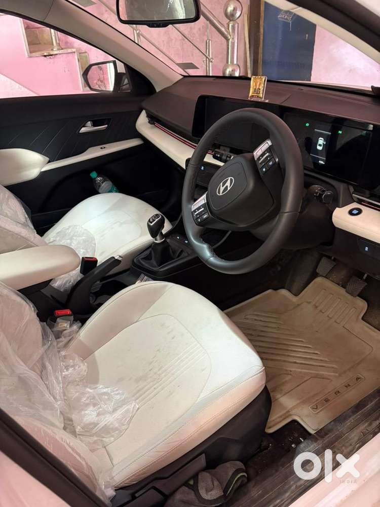 Hyundai New Verna 2025 Petrol 6000 Km Driven