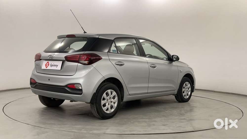 Hyundai Elite I20 1.2magna Executive At, 2018, Petrol