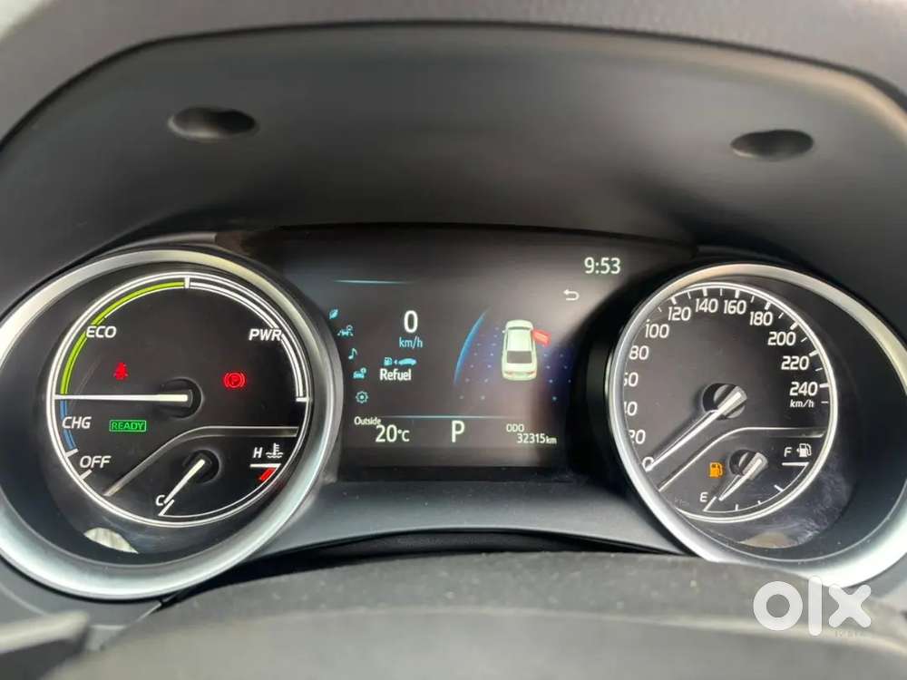 Toyota Camry 2024 Showroom Condition