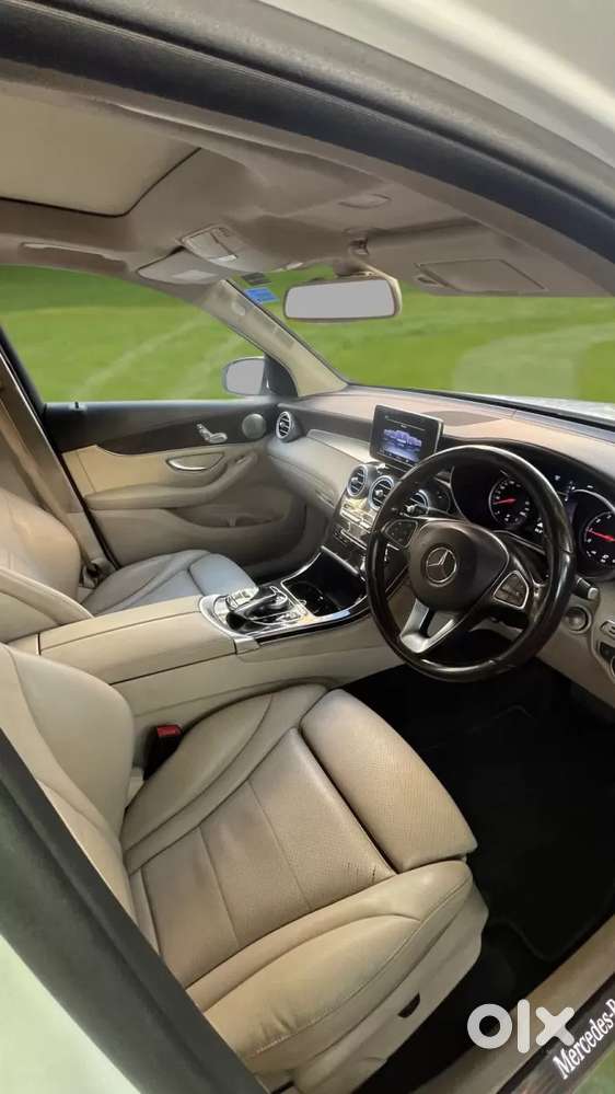 Mercedes-benz Glc Class Progressive 300, 2017, Petrol