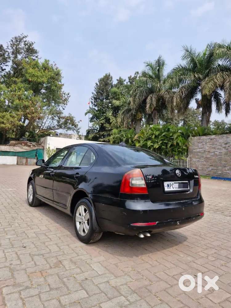 Skoda Laura 2.0 Ambiente 2011