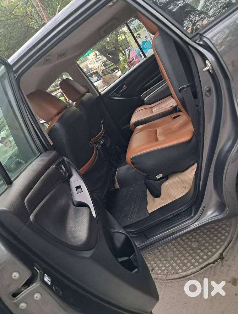 Toyota Innova Crysta 2.4 G Mt, 2019, Diesel