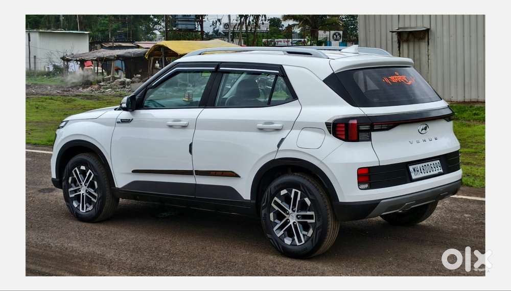 Hyundai Venue Sx Mt, 2024, Petrol