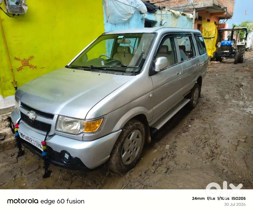 2012 Chevrolet Tavera Lt