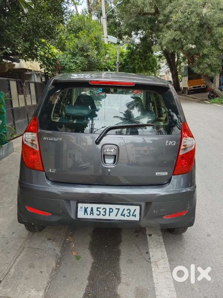 Hyundai I10 Sportz 2011 Petrol