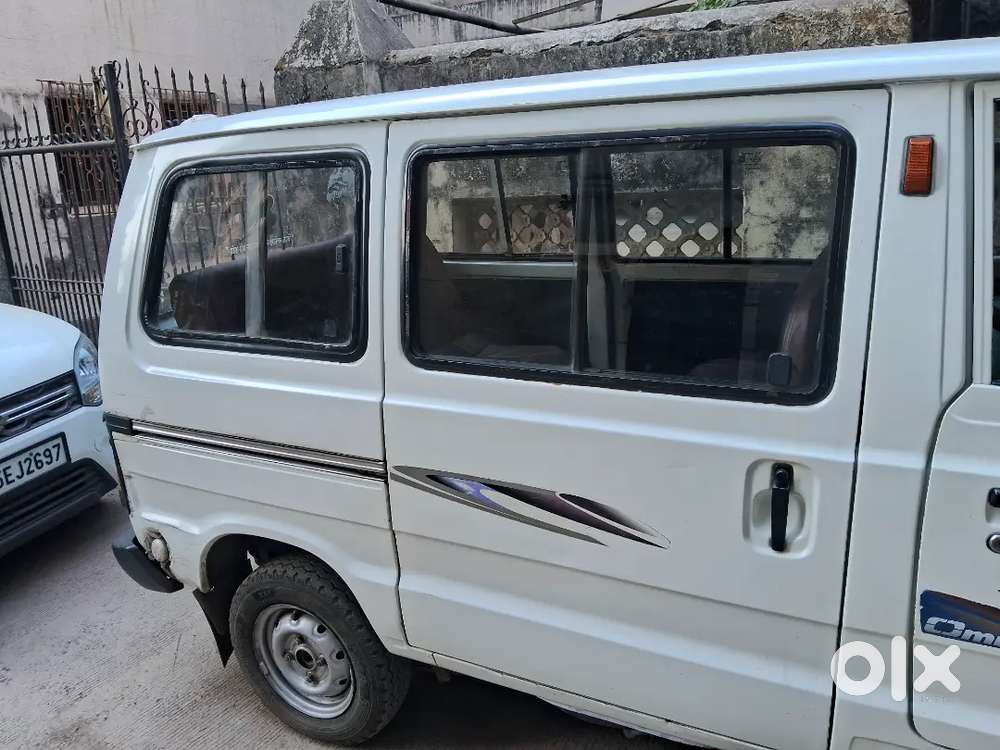 Maruti Suzuki Omni 2012