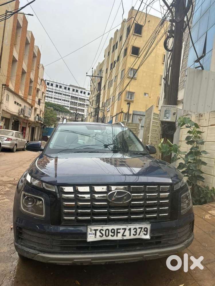 Hyundai Venue 2022 Petrol Excellent Condition