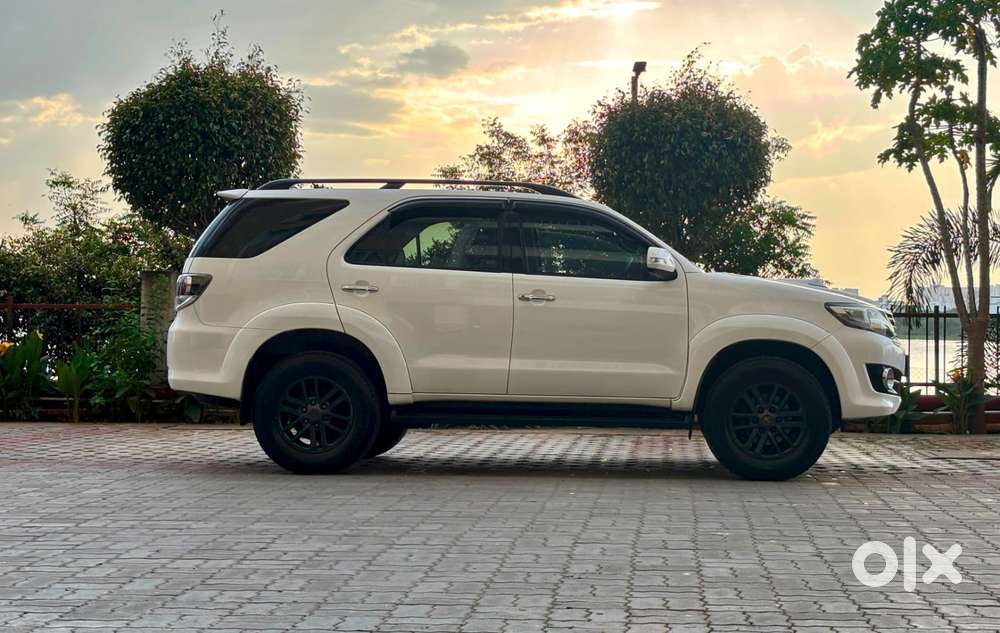 Toyota Fortuner, 2015, Diesel