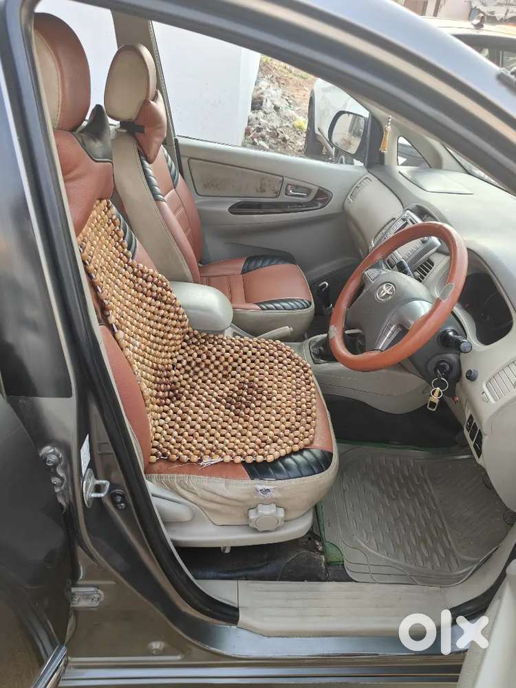Toyota Innova Diesel 2014