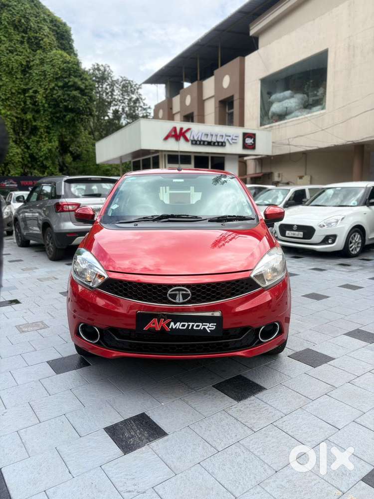 Tata Tiago 1.2 Revotron Xt (o), 2017, Petrol