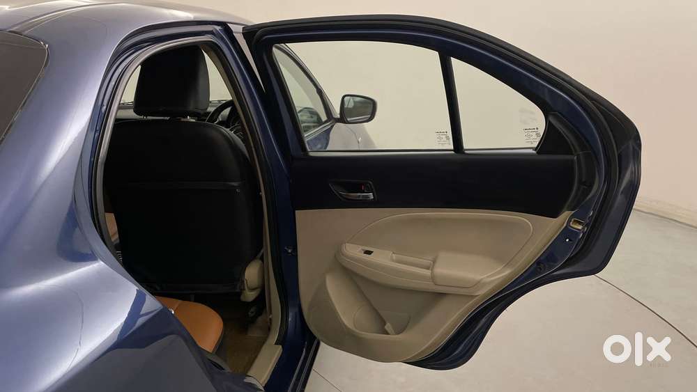 Maruti Suzuki Dzire 1.2 Zxi Amt, 2017, Petrol