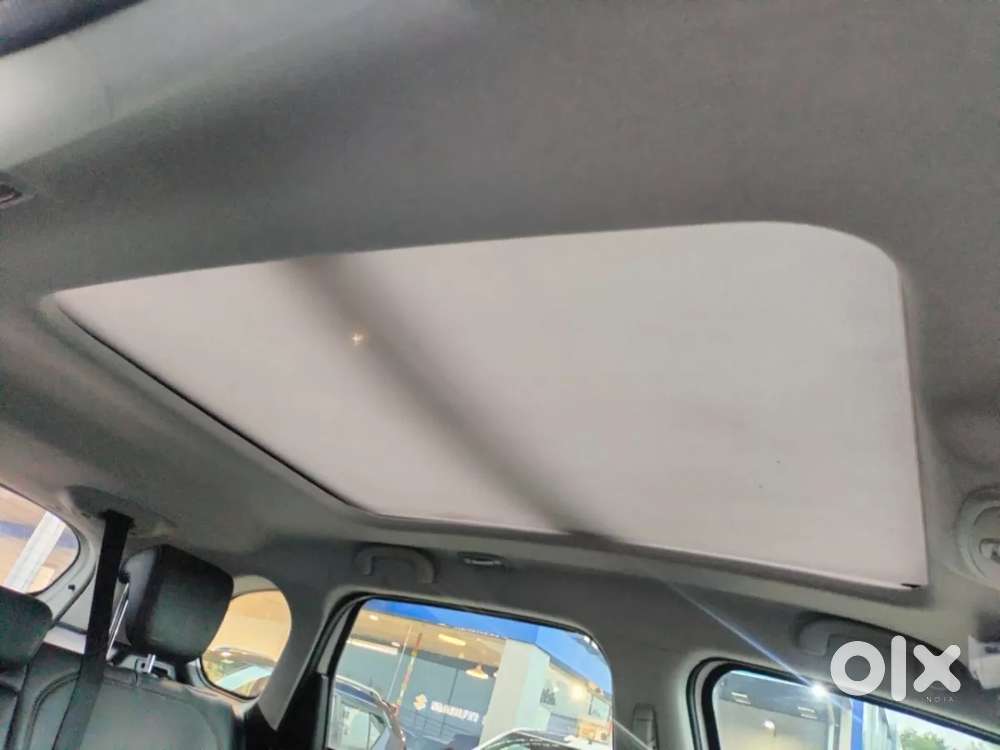 Maruti Suzuki Grand Vitara 1.5 Alpha Plus Intelligent Hybrid Ecvt, 2..