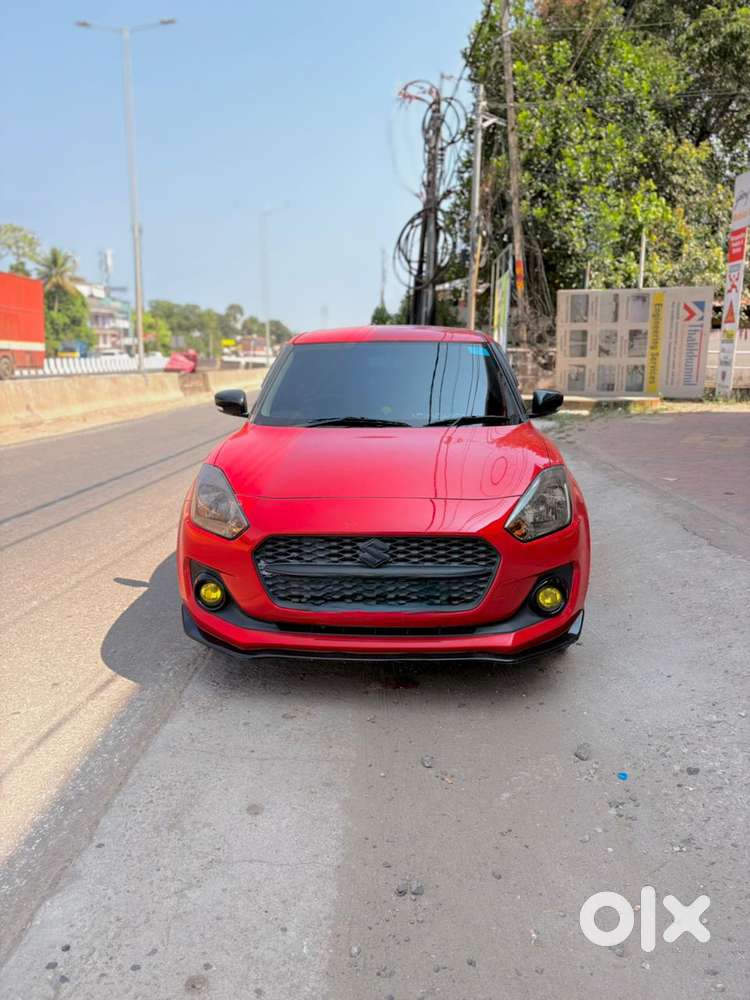 Maruti Suzuki Swift Vxi + Manual, 2023, Petrol