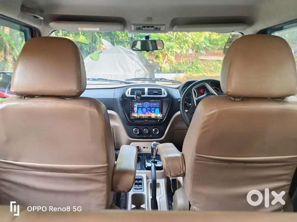 Mahindra Tuv300 T8 Autoshift Diesel 2015 | 7 Seater