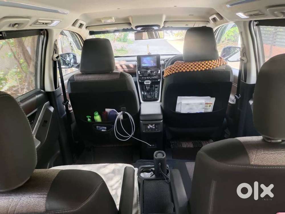 Toyota Innova Hycross 2024 Petrol 58500 Km Driven. ₹ 35,00,000