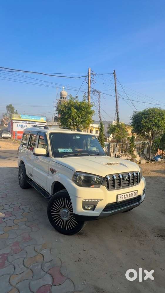 Mahindra Scorpio Classic 2016 Diesel