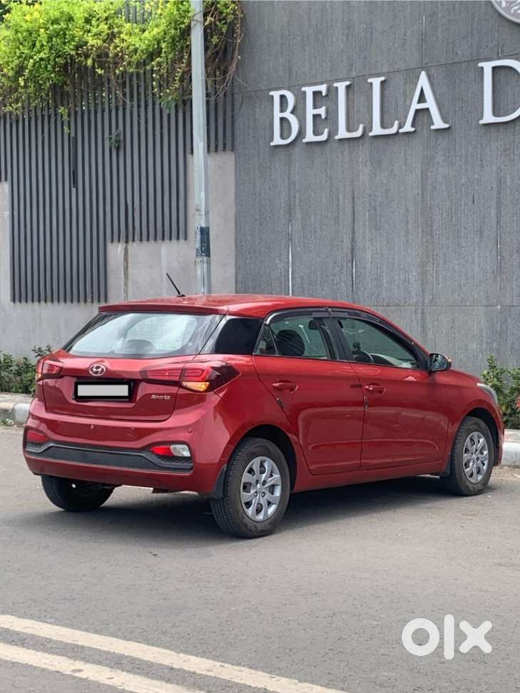 Hyundai I20 Sportz 1.2 Bs-iv, 2018, Cng & Hybrids