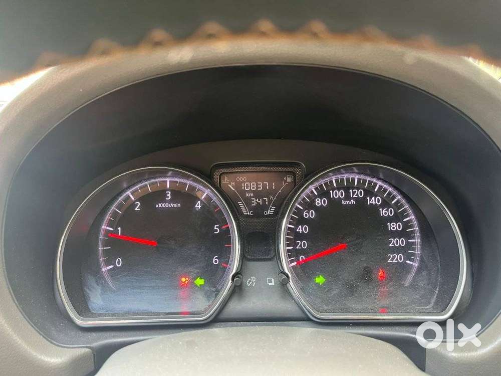 Nissan Sunny, 2015, Diesel