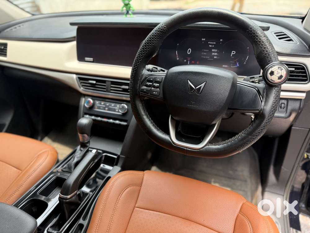 Mahindra Xuv700 Diesel 2025