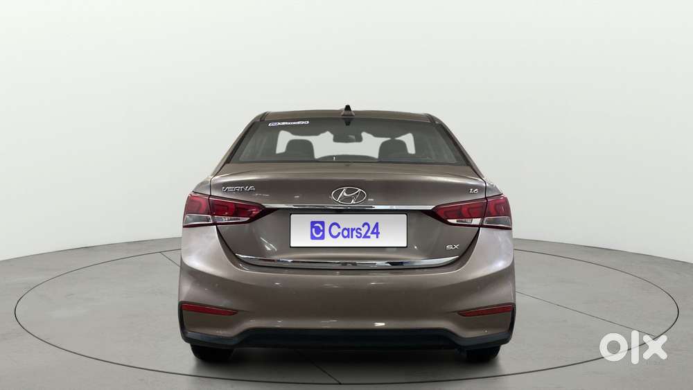 Hyundai Verna 1.6 Vtvt Sx, 2018, Petrol