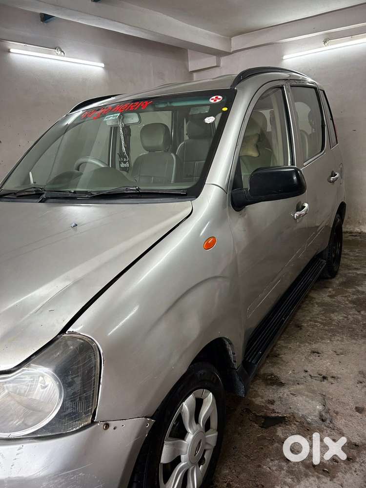 Mahindra Quanto 2012
