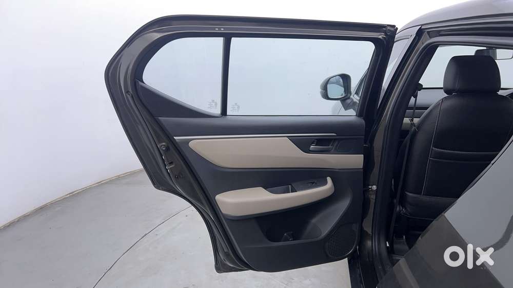 Honda Elevate V Cvt, 2023, Petrol